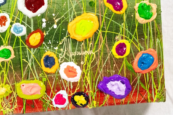 MURAVYEVA Yulia - Green field flowers